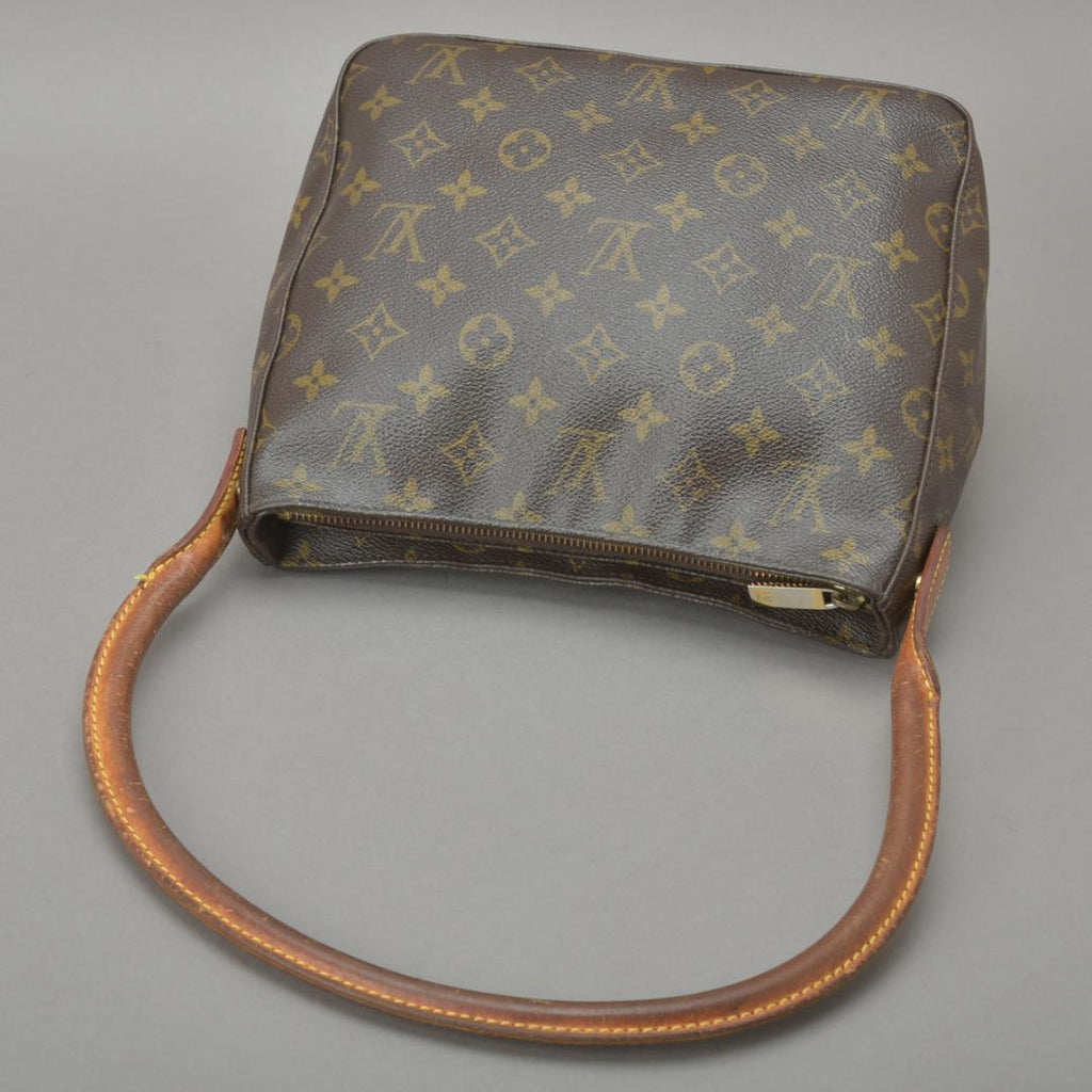 Louis Vuitton Looping MM Shoulder Bag Monogram — view 4