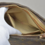 Louis Vuitton Looping MM Shoulder Bag Monogram — view 8