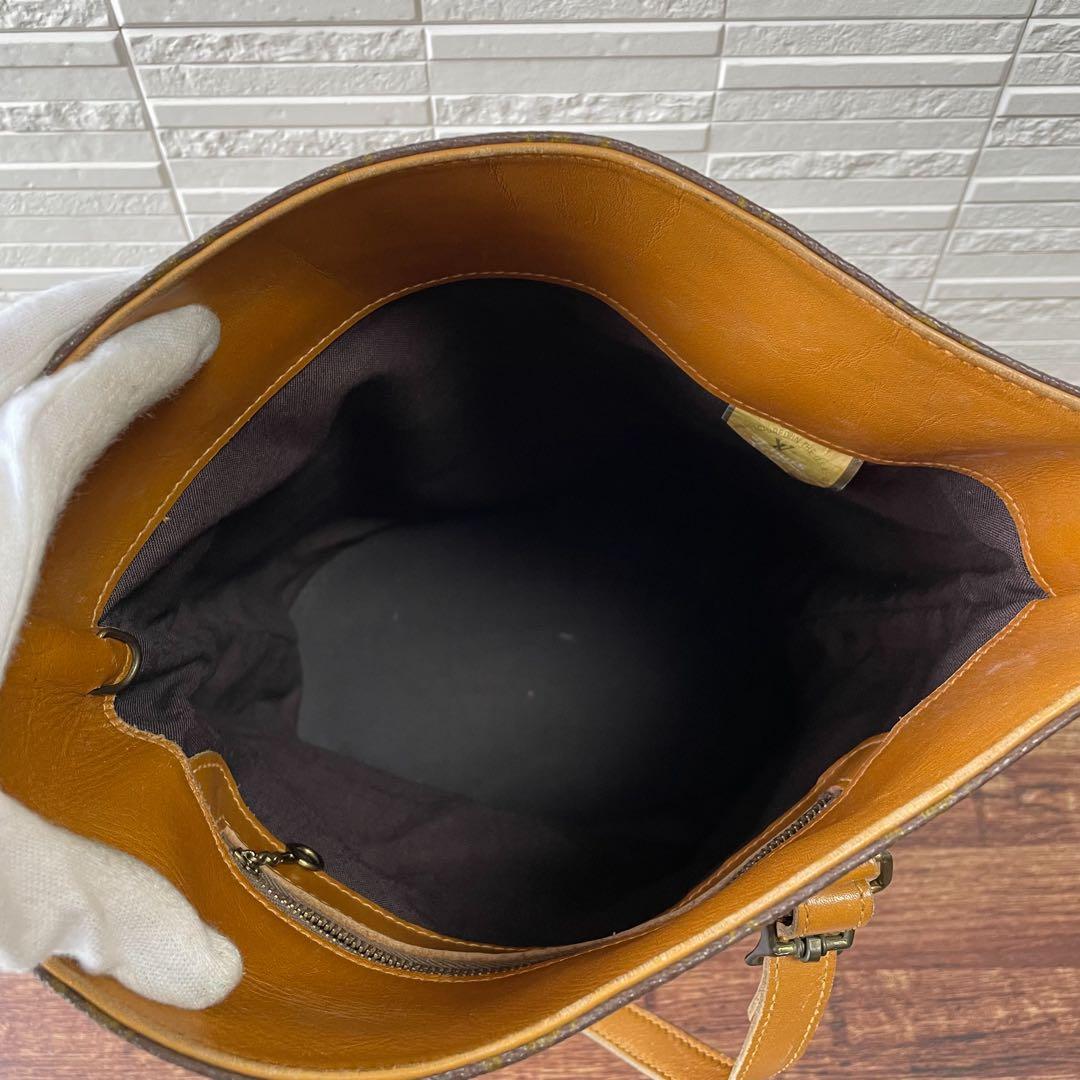 Louis Vuitton Monogram Leather Bucket Shoulder Tote — view 7