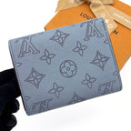 Louis Vuitton Mahina Portefeuille Iris Compact Bifold Wallet Blue Red — view 2