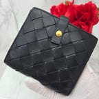 Bottega Veneta Maxi Intrecciato Fold Wallet Black — view 3