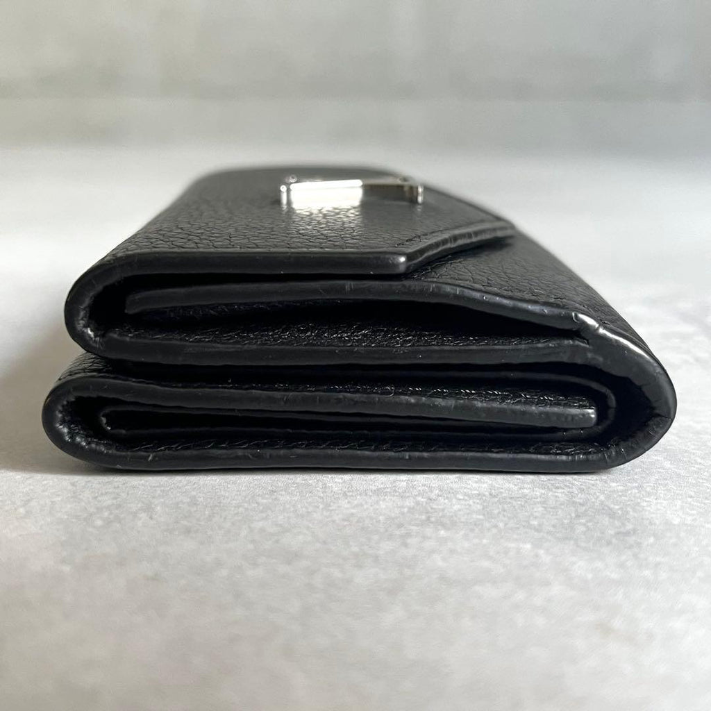 Louis Vuitton Portefeuille Lock Mini Trifold Wallet Leather — view 5