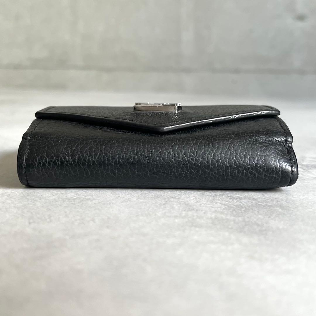 Louis Vuitton Portefeuille Lock Mini Trifold Wallet Leather — view 6