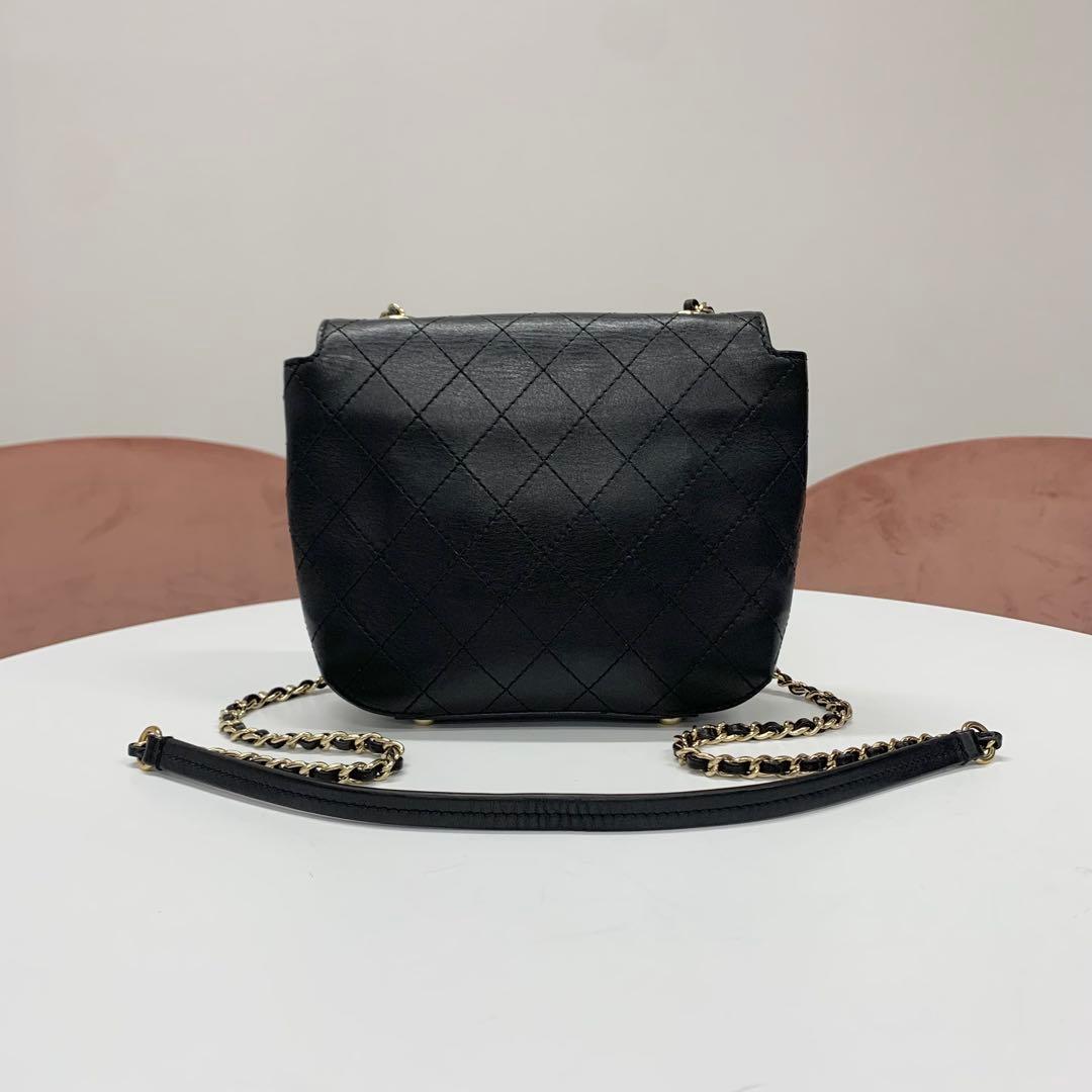 Chanel Quilted Turnlock CC Logo Lambskin Shoulder Bag — view 3