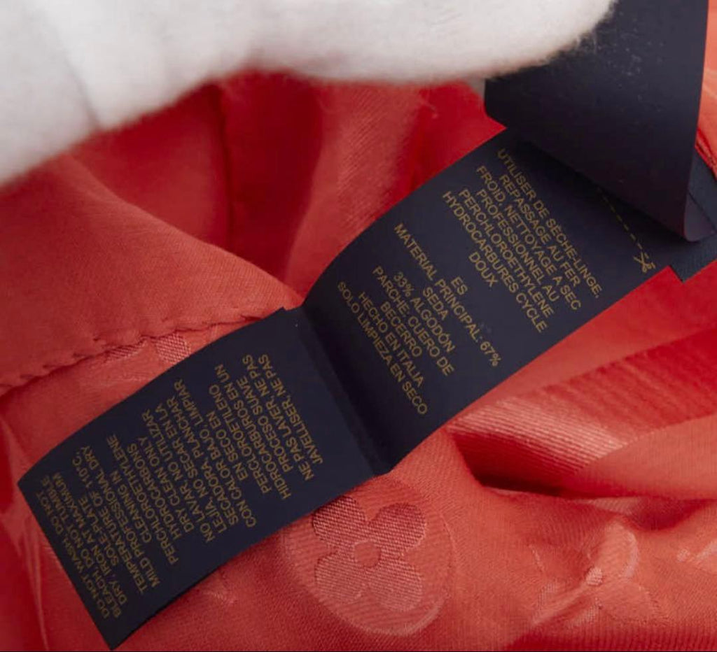 Louis Vuitton Monogram Shawl Coral Scarf — view 8