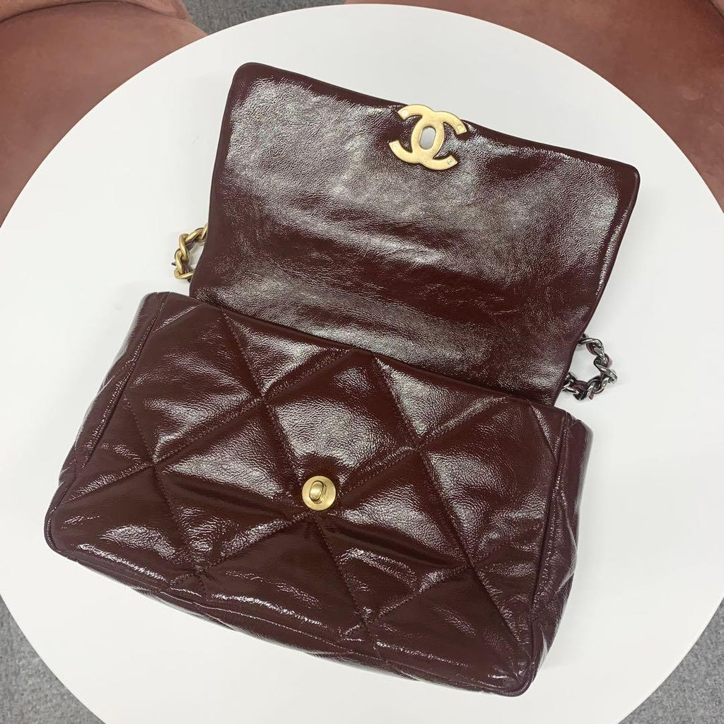 Chanel 19 Large Patent Shoulder — view 8