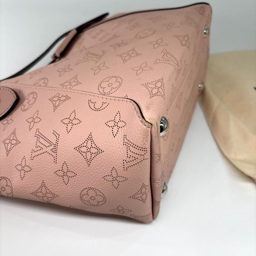Louis Vuitton Monogram Mahina Hina PM Handbag — view 7
