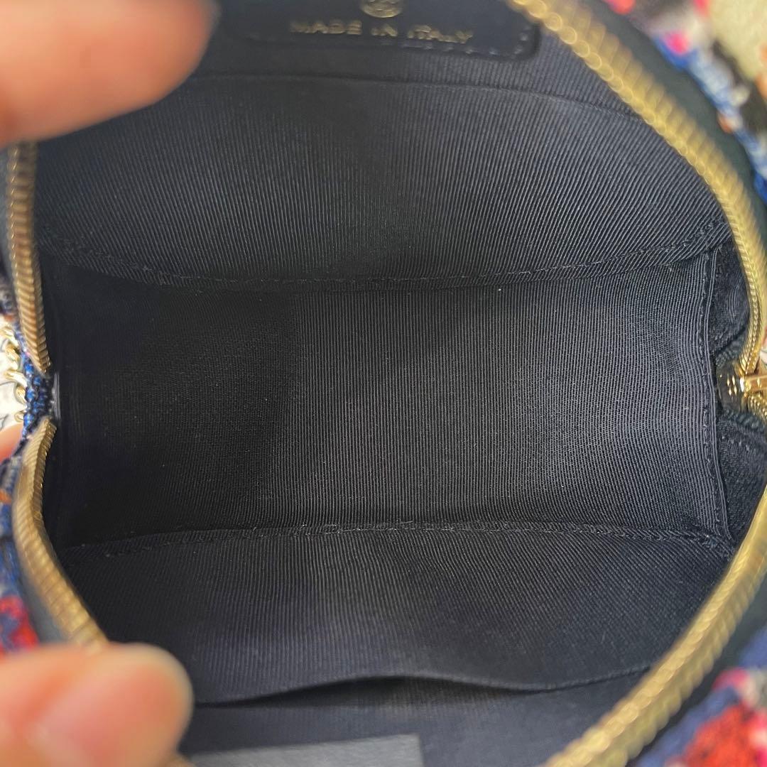 Chanel Round Mini Classic Chain Shoulder — view 6