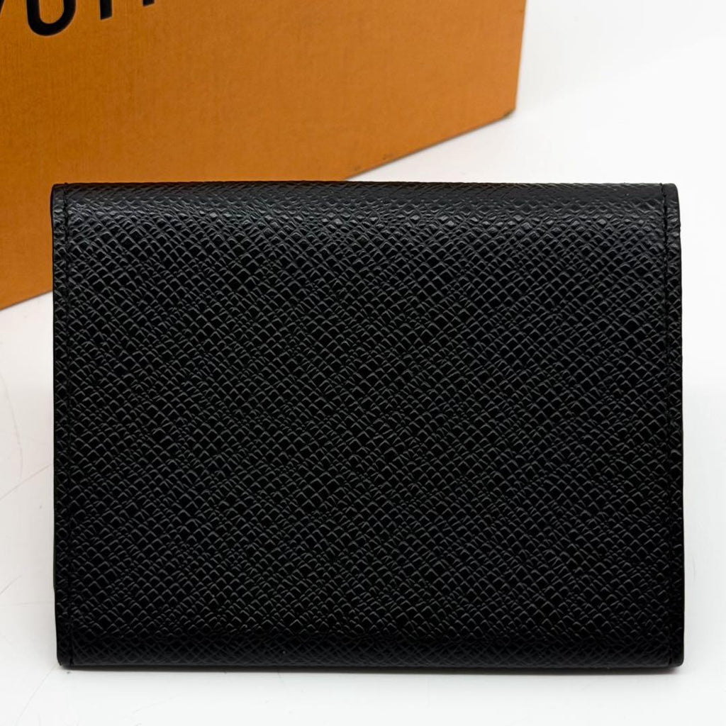 Louis Vuitton Envelope Carte de Vigette Taiga Card Holder — view 3