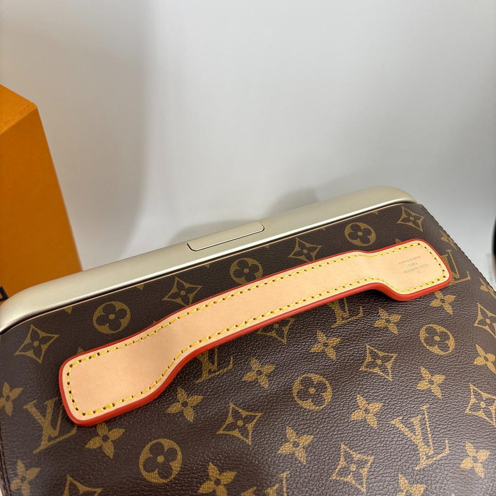 Louis Vuitton IC Monogram Horizon Soft Carry Case Travel — view 5