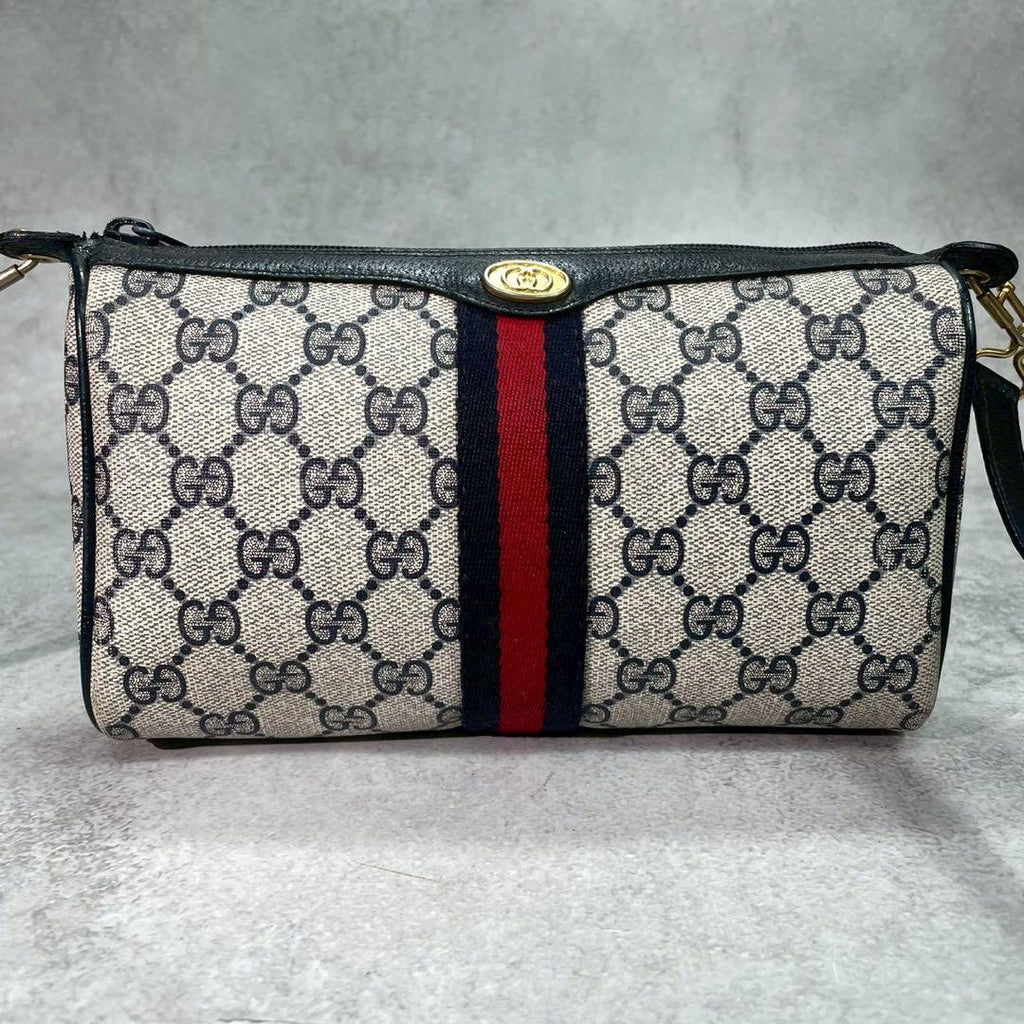 Gucci GG Sherry Line Shoulder Bag Navy Logo — view 2