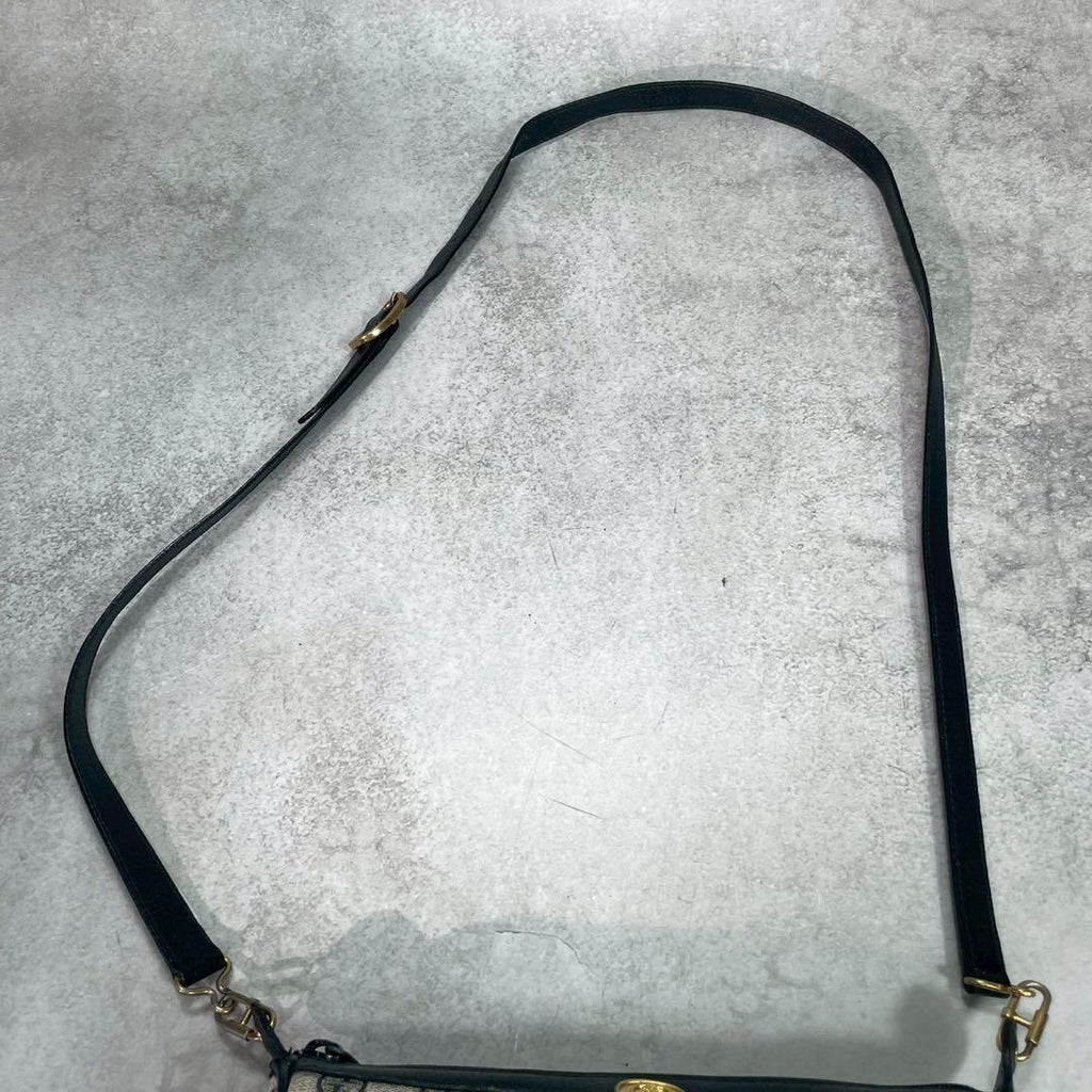 Gucci GG Sherry Line Shoulder Bag Navy Logo — view 4