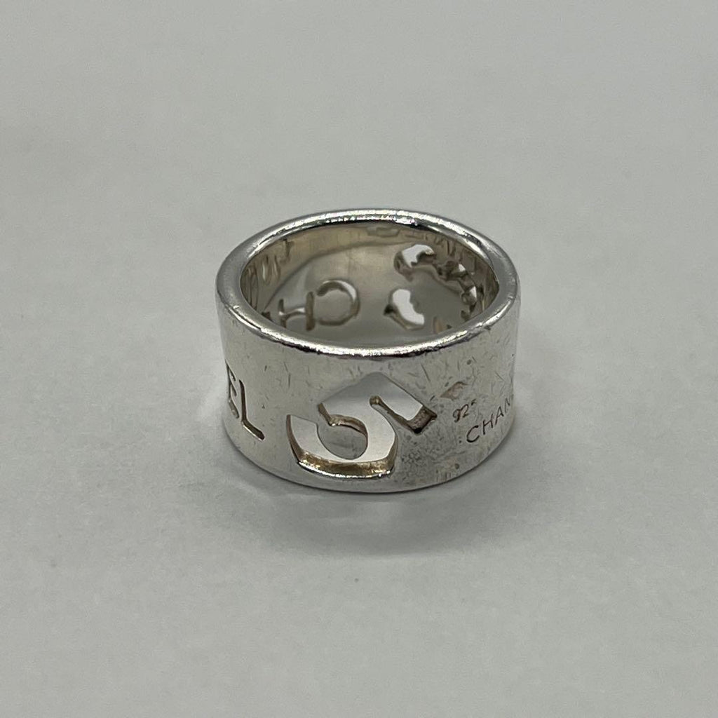 Chanel Logo Wide Ring Clover — view 2