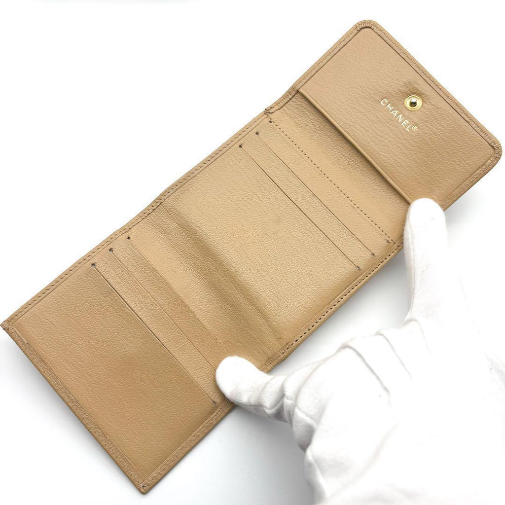 Chanel Wallet CC Logo Hook Trifold BE — view 6