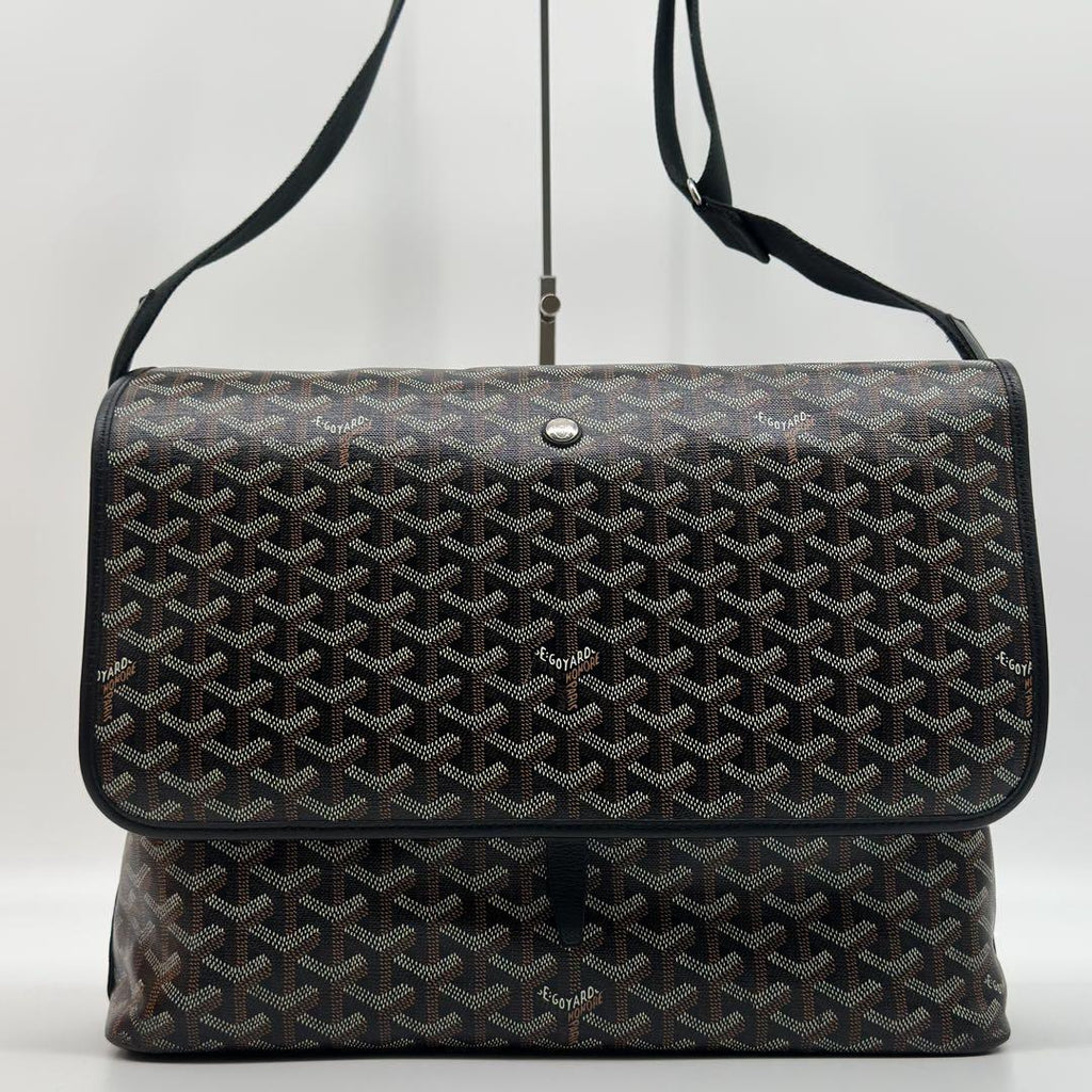Goyard Capet Chien MM Messenger Monogram Shoulder — view 2
