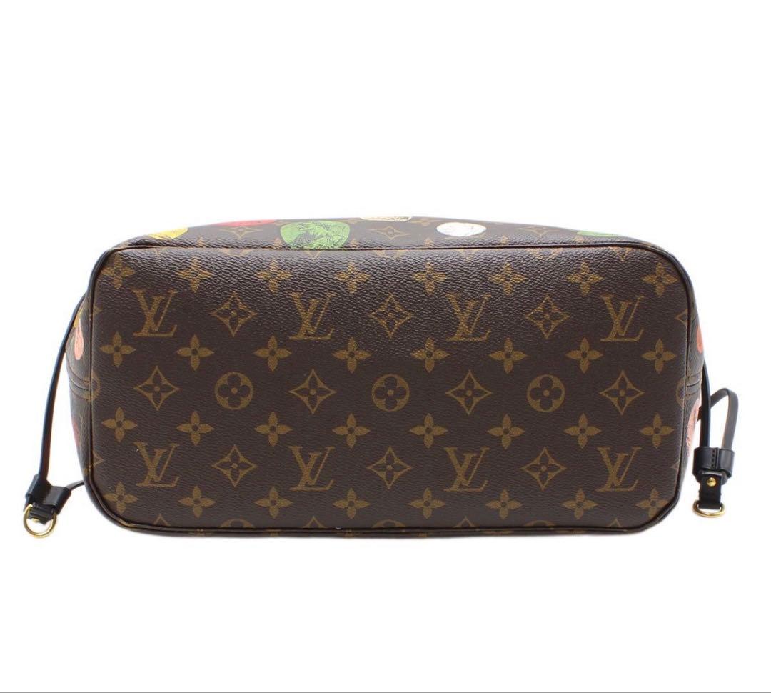 Louis Vuitton Neverfull MM Tote — view 4
