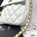 Chanel Vintage Turnlock Quilted — view 5