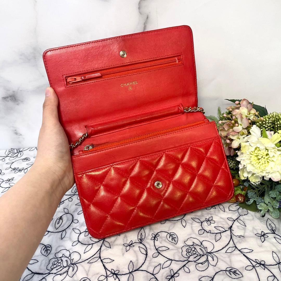 Chanel Chain Wallet Quilted Shoulder — view 8