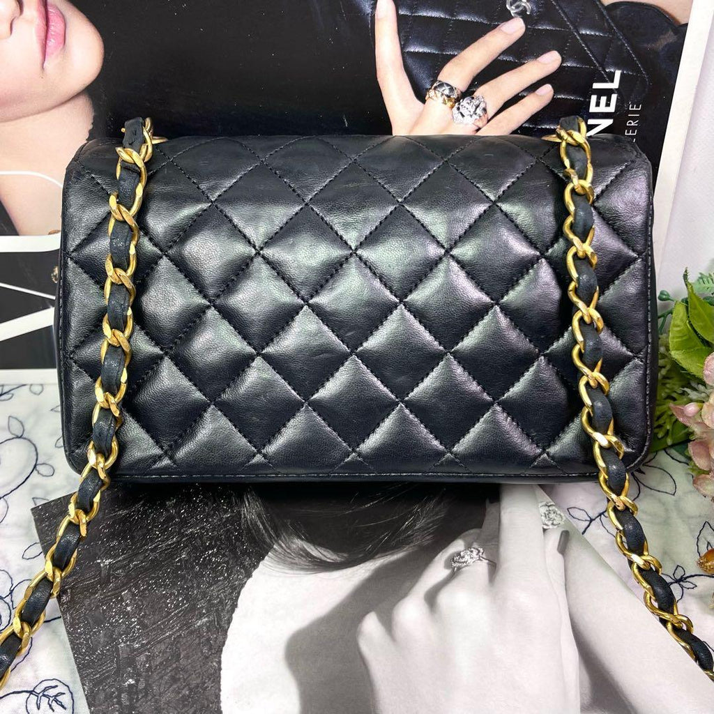 Chanel Vintage Turnlock Quilted Chain Shoulder — view 3