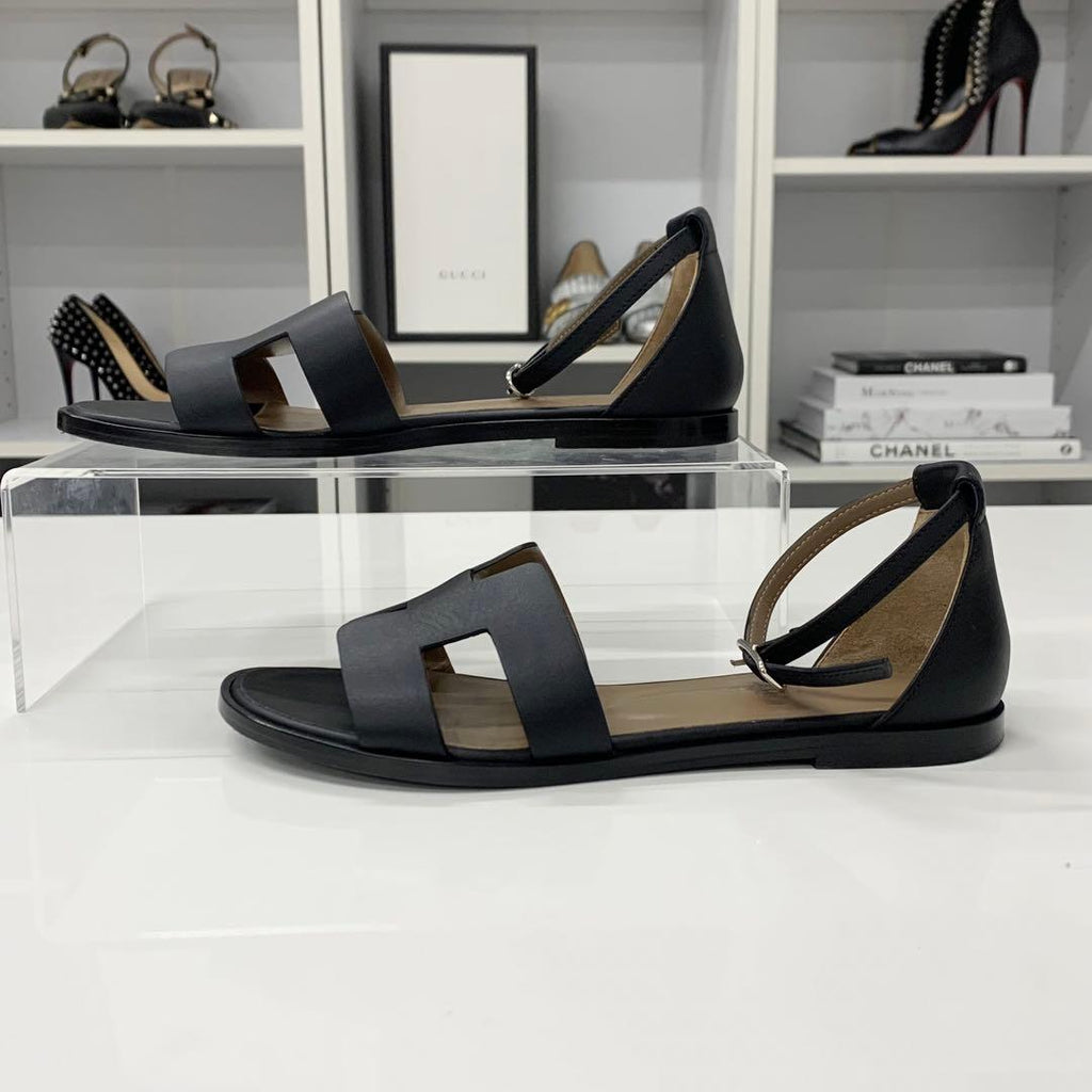 Hermes Santorini Leather Strap Flat Sandals Black — view 3