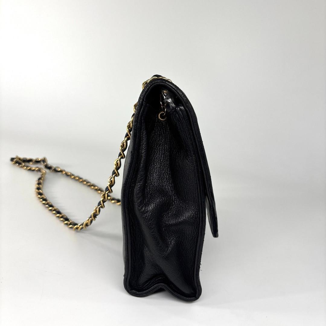 Chanel CC Logo Chain Shoulder Bag Black — view 4