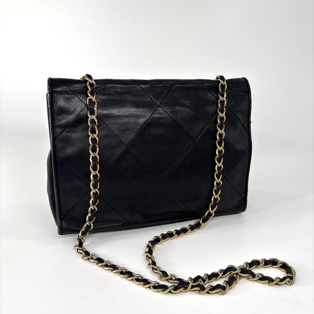 Chanel CC Logo Chain Shoulder Bag Black — view 5