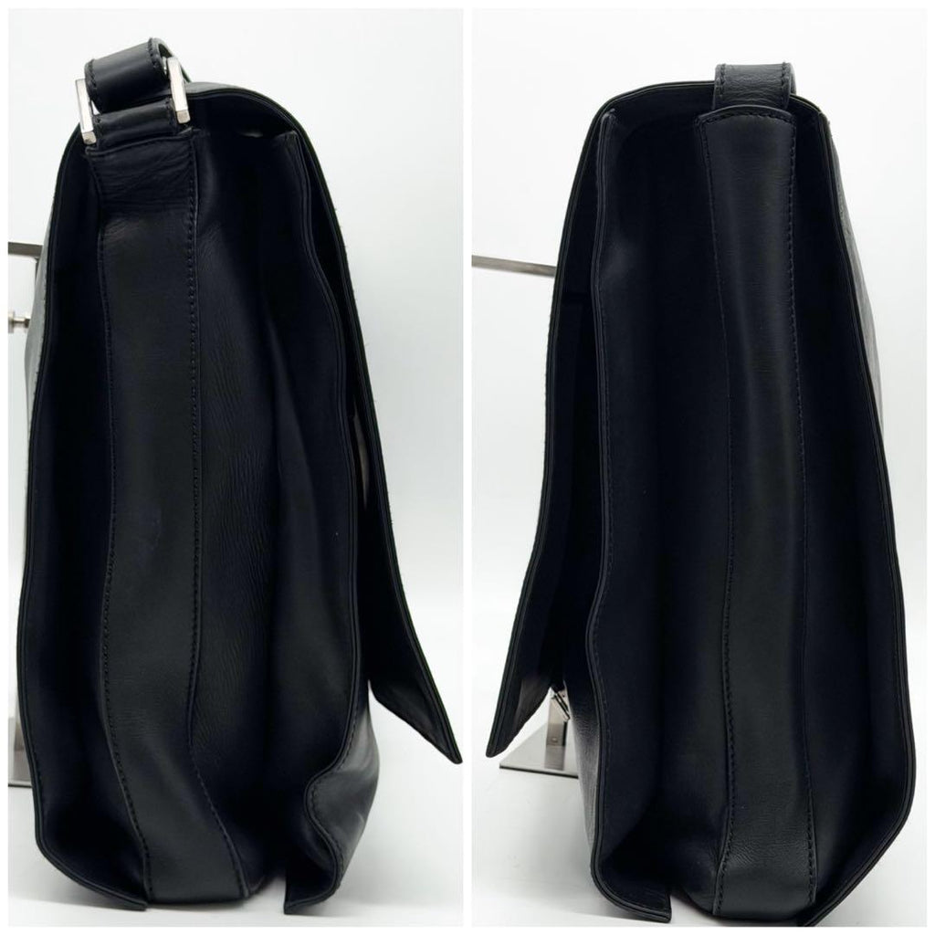 Gucci Tom Ford Era Shoulder Bag Leather Vintage Flap — view 5