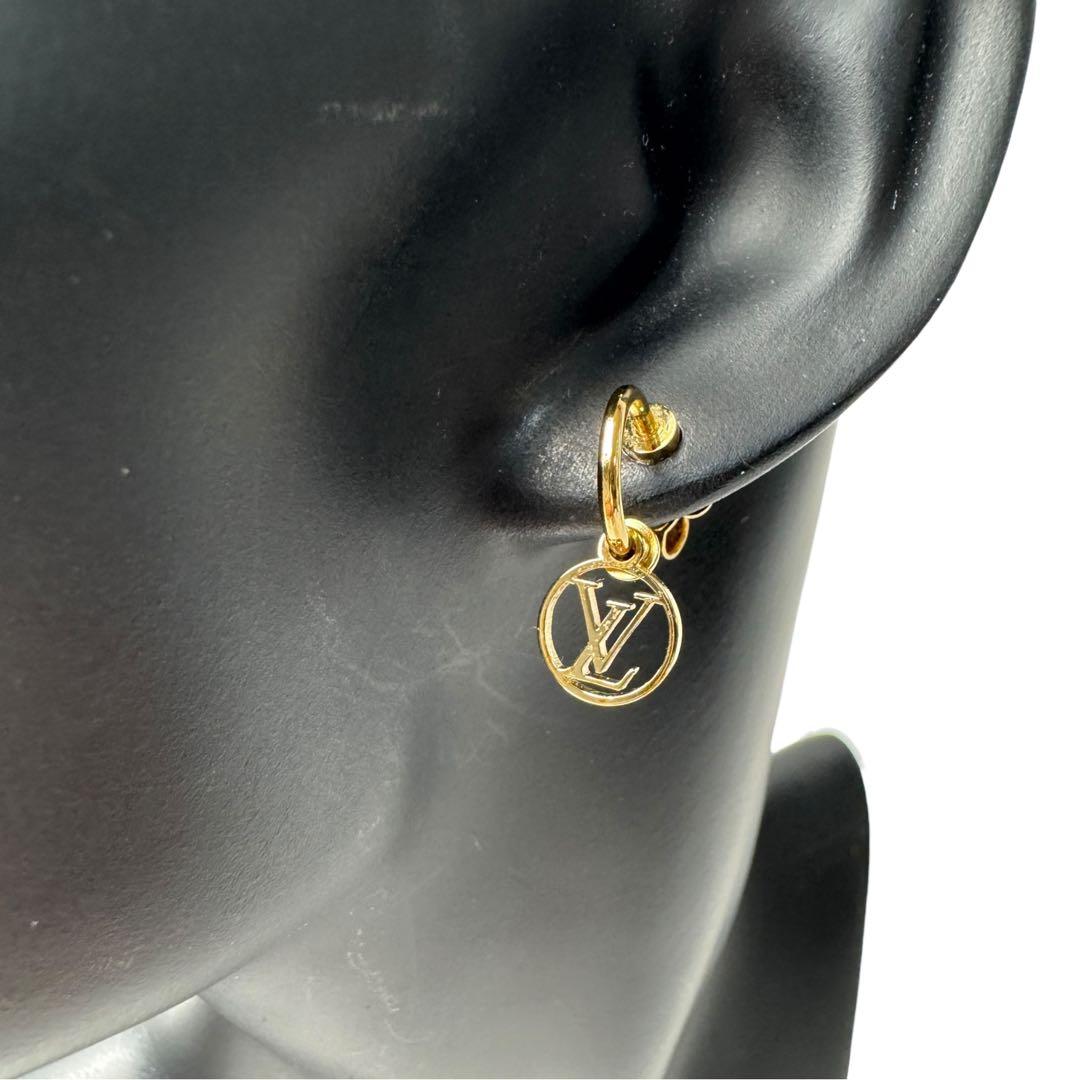 Louis Vuitton Earrings Blooming Monogram Gold — view 3