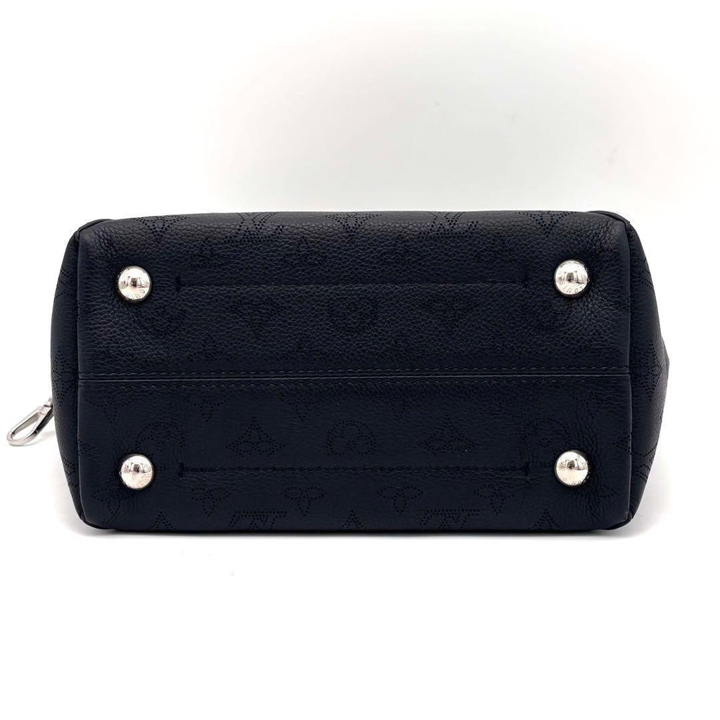 Louis Vuitton Mahina Hina PM Shoulder Bag Black — view 6