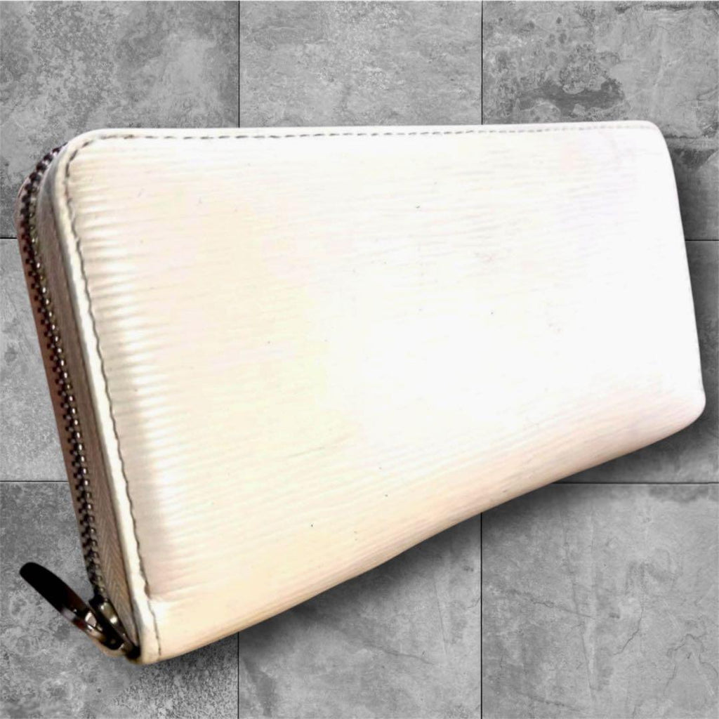 Louis Vuitton Zippy Wallet Epi White