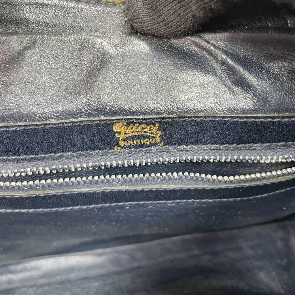 Gucci Handbag Black Leather Logo Gold — view 7