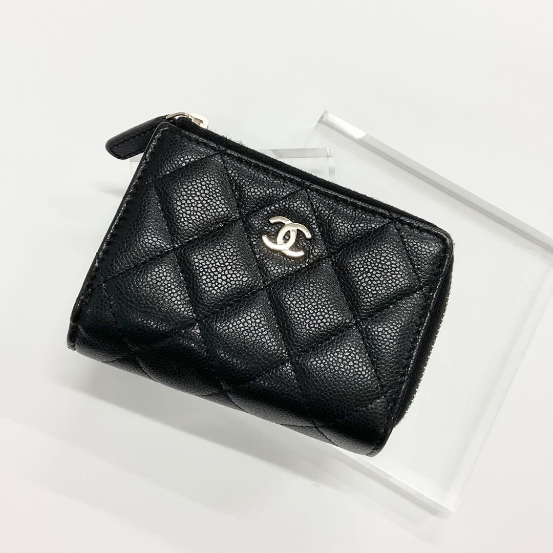 Chanel Caviar Leather CC Logo Quilted Classic Trifold Wallet