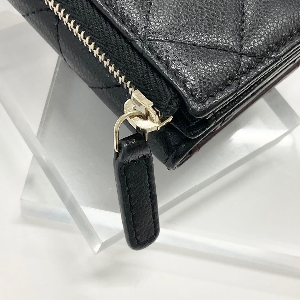 Chanel Caviar Leather CC Logo Quilted Classic Trifold Wallet — view 5