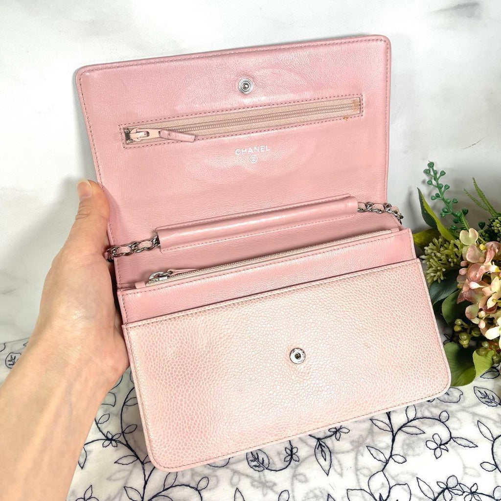 Chanel Chain Wallet Jumbo CC Logo Shoulder — view 9