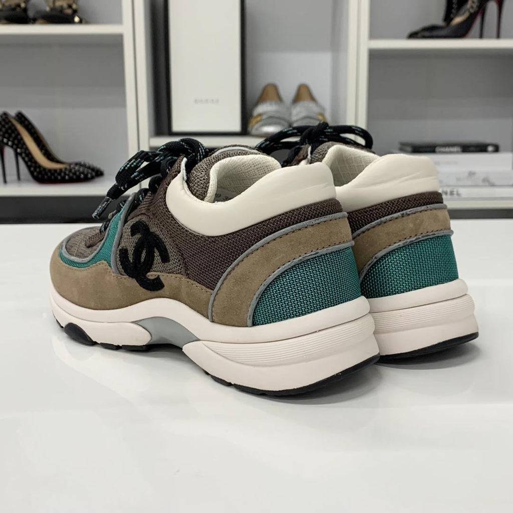 Chanel CC Logo Mesh Suede Leather Sneakers Brown — view 5