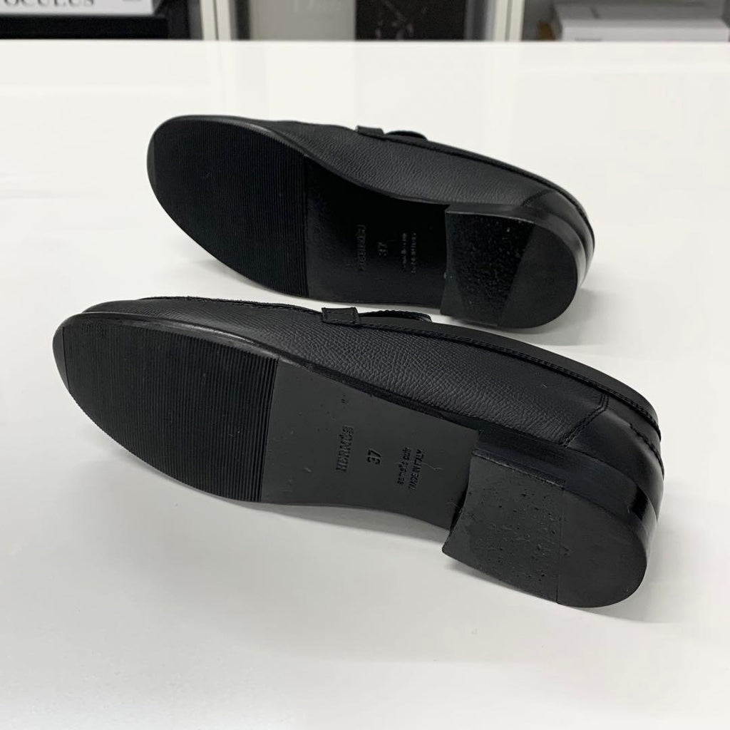Hermes Destin Leather Kelly Loafers Black — view 6