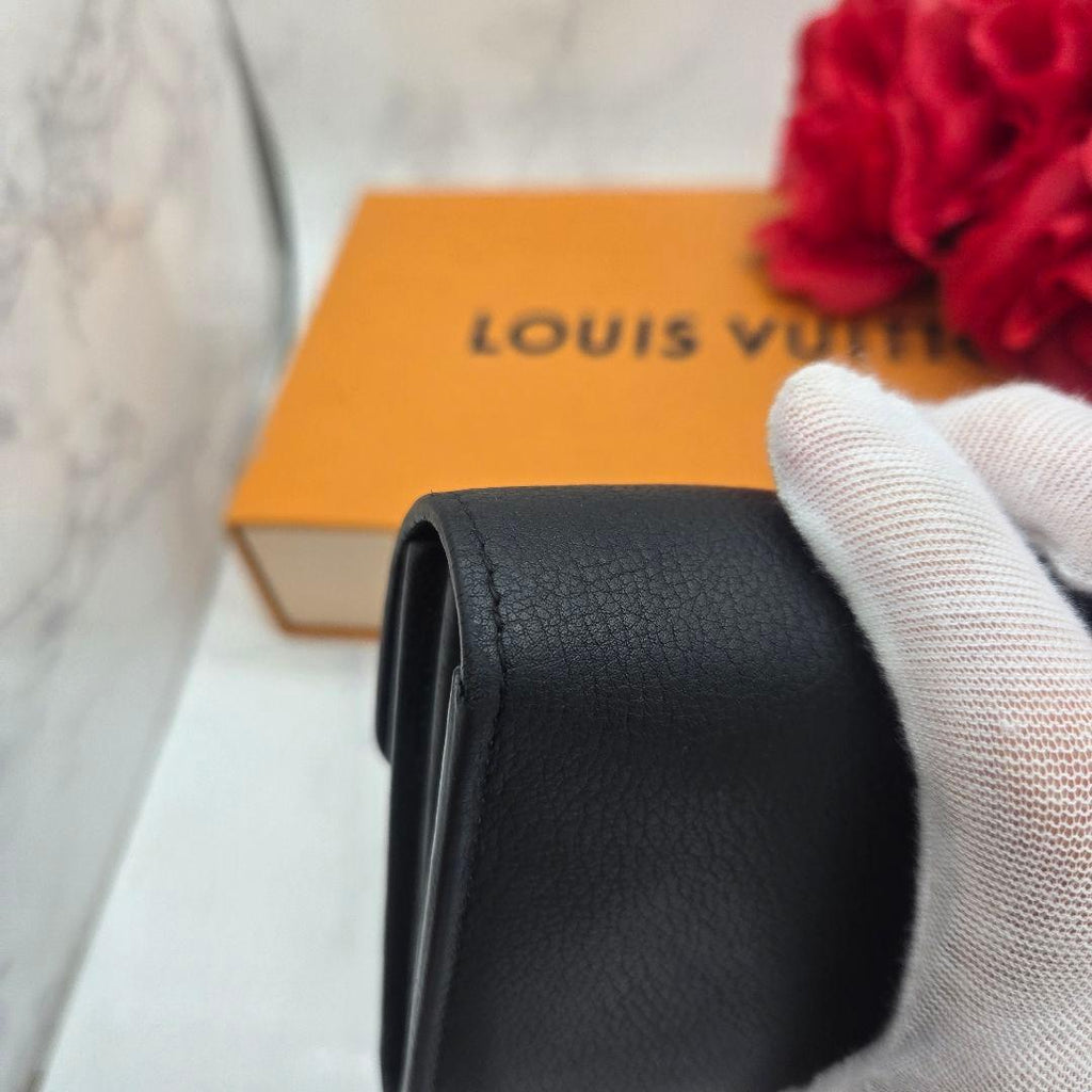Louis Vuitton Portefeuille Lockme Wallet Black — view 6