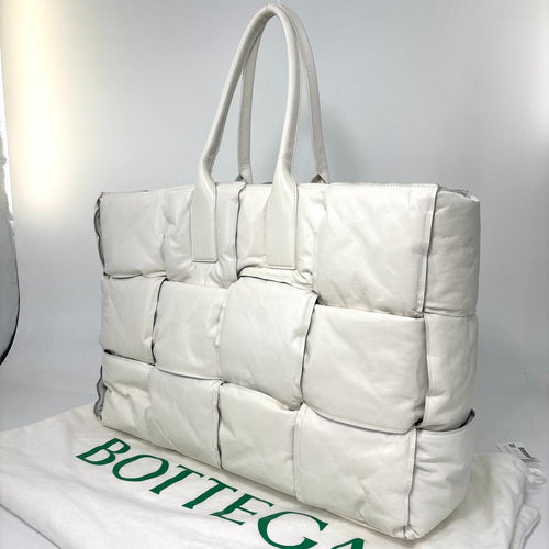Bottega Veneta Maxi Intrecciato Padded Calf Tote — view 2