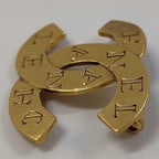 Chanel Brooch Gold CC Logo Vintage — view 4