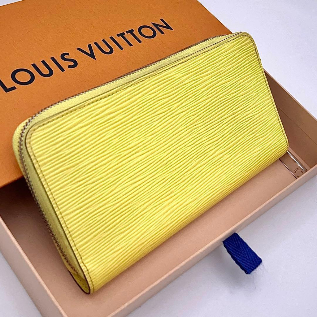 Louis Vuitton Epi Wallet Zippy Yellow Leather — view 2