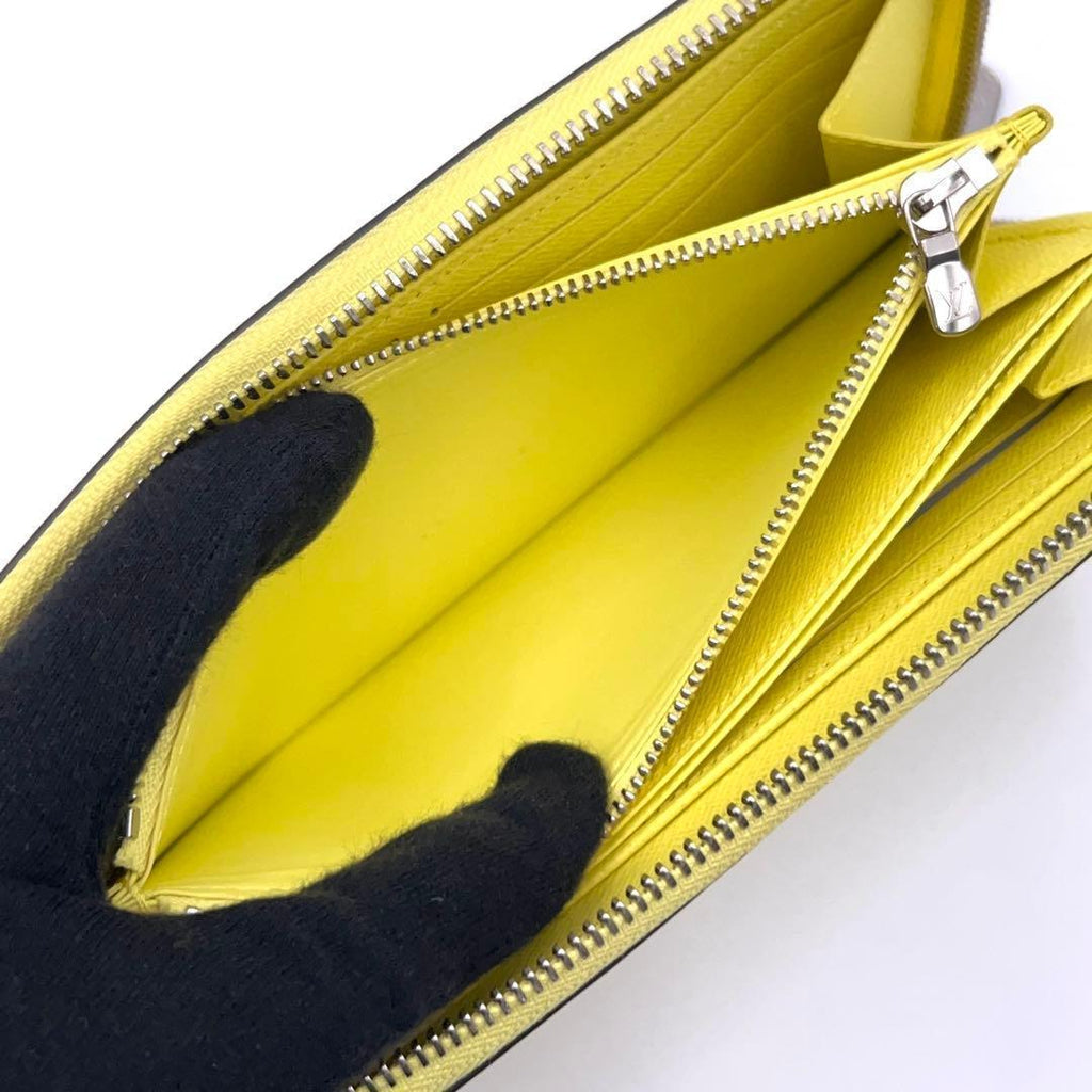 Louis Vuitton Epi Wallet Zippy Yellow Leather — view 4