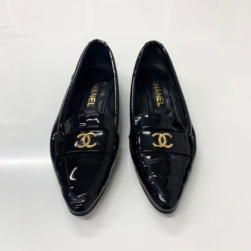 Chanel CC Logo Patent Loafers Black — view 2