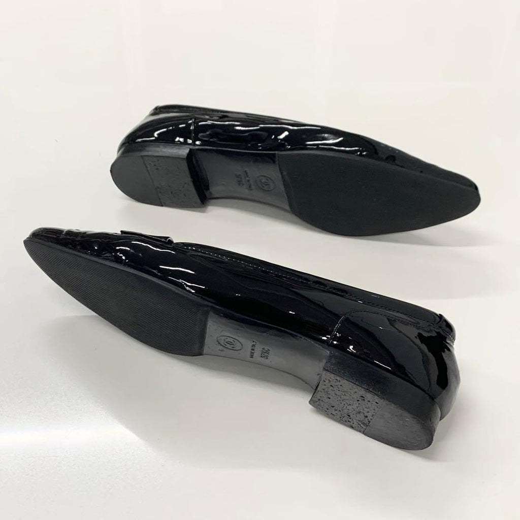 Chanel CC Logo Patent Loafers Black — view 6