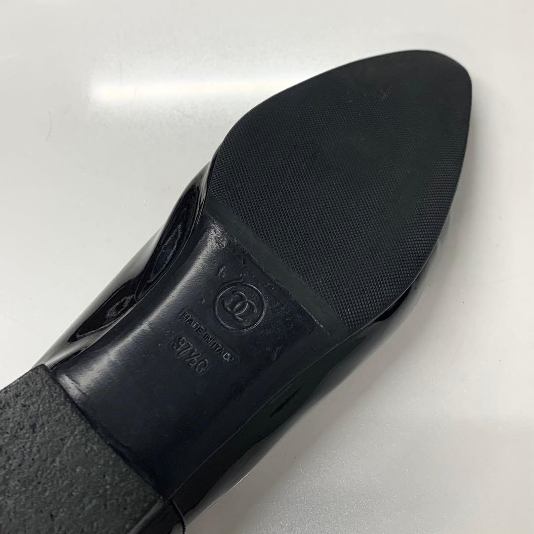 Chanel CC Logo Patent Loafers Black — view 8