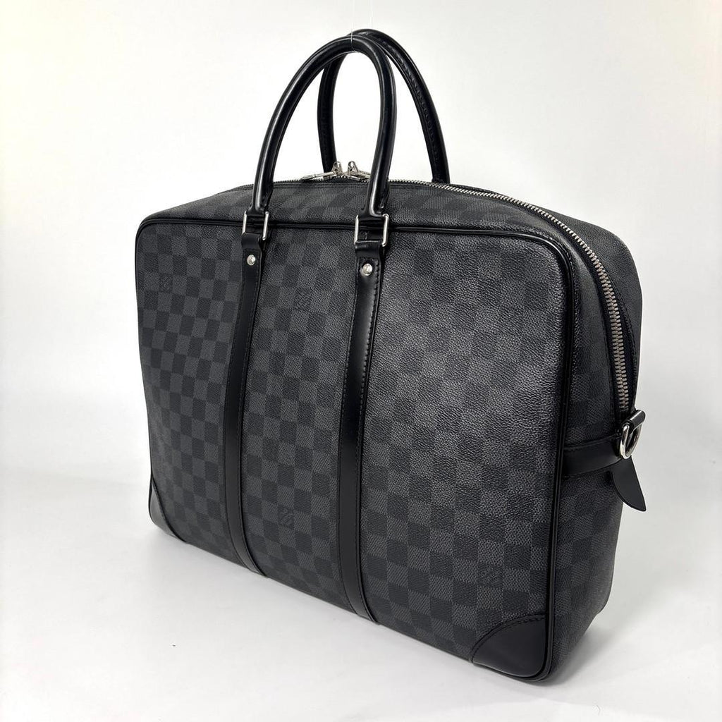 Louis Vuitton Damier Graphite Porte Documents Voyage GM — view 2