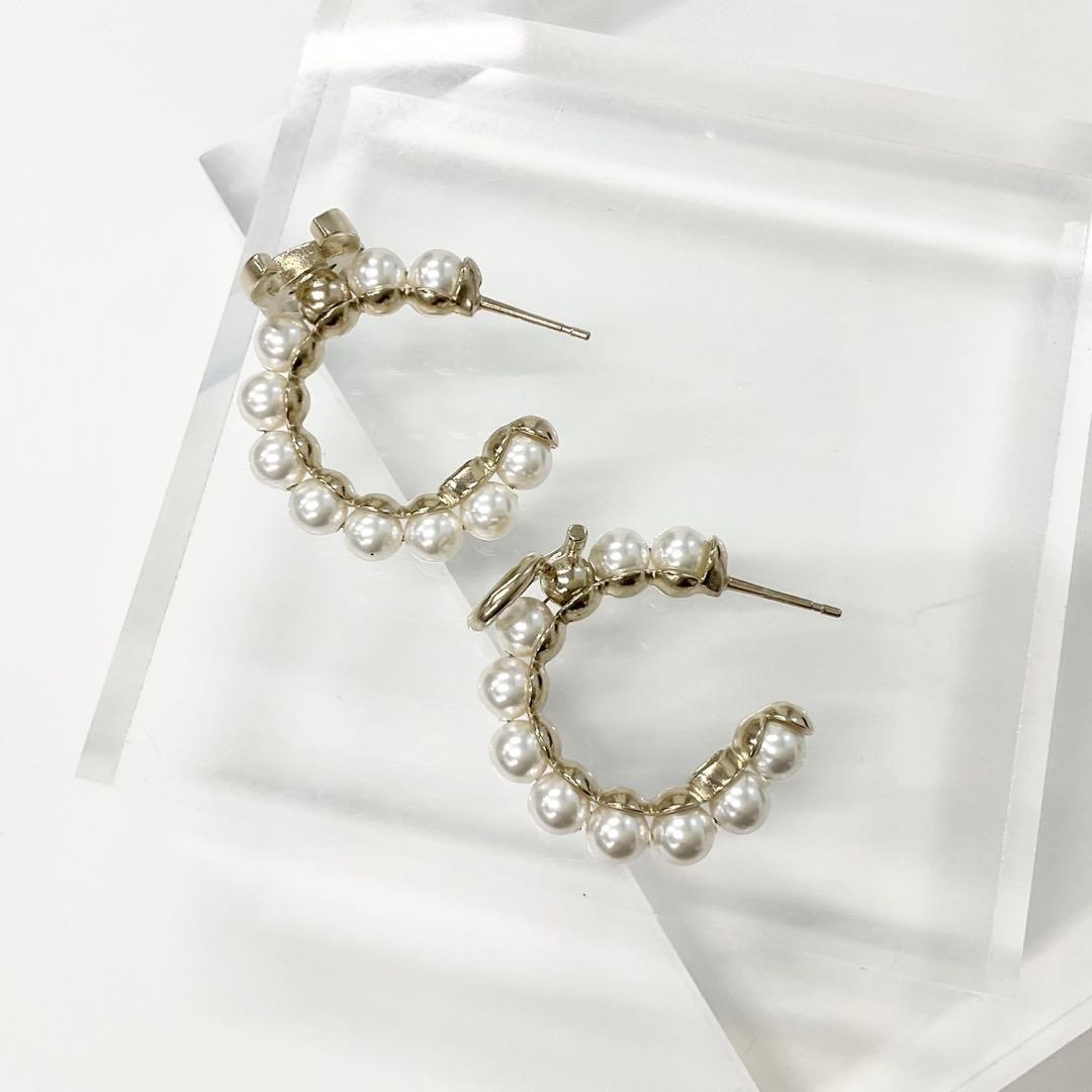 Chanel Earrings CC Logo N5 Pearl Rhinestone Hoop — view 3