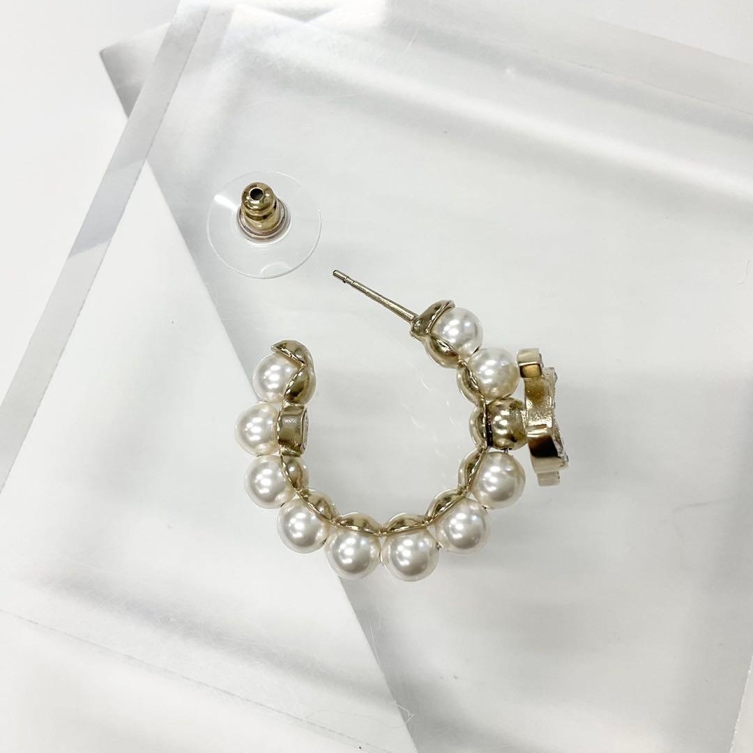 Chanel Earrings CC Logo N5 Pearl Rhinestone Hoop — view 4