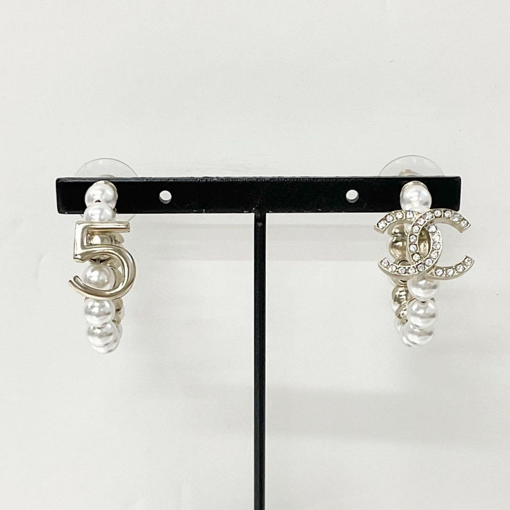 Chanel Earrings CC Logo N5 Pearl Rhinestone Hoop — view 6