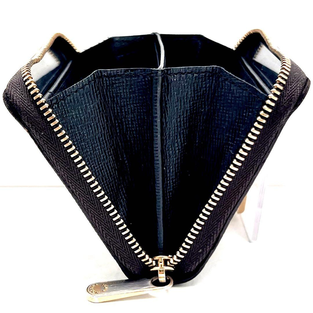 Louis Vuitton Shape Monogram Giant Zippy Coin Purse — view 5