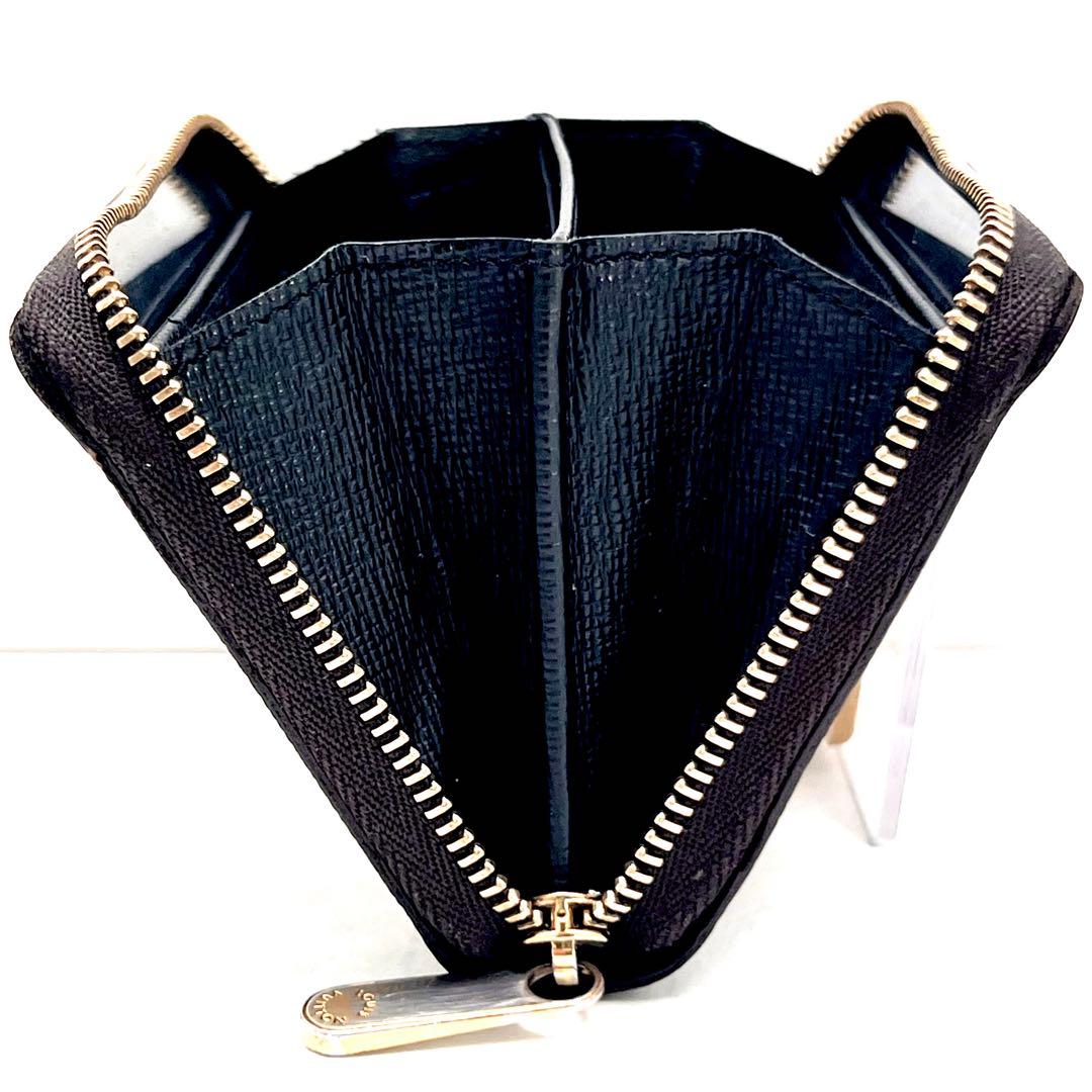 Louis Vuitton Shape Monogram Giant Zippy Coin Purse — view 5